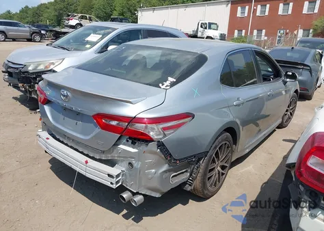 2018 Toyota Camry Se z USA, uszkodzony, nr VIN JTNB11HK6J3015230